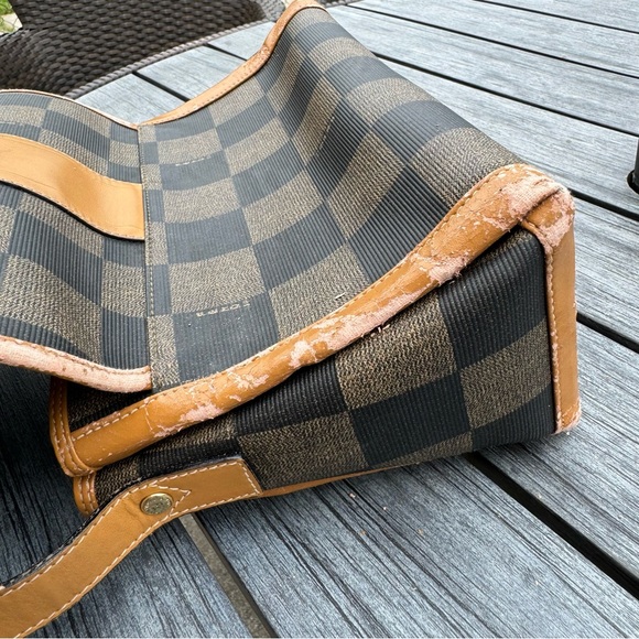 Rare Vintage Checked Fendi Accordion Crossbody Bag - Picture 7 of 16